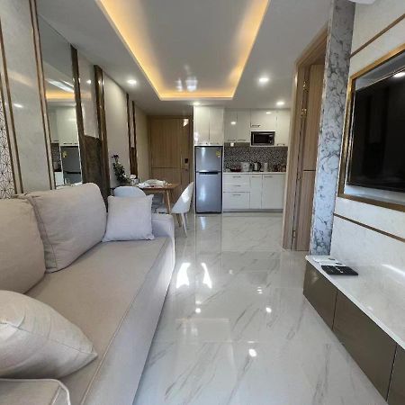 Romantic Beach Apartment芭堤雅水系高档酒店式公寓可做饭 Jomtien Beach Exterior foto