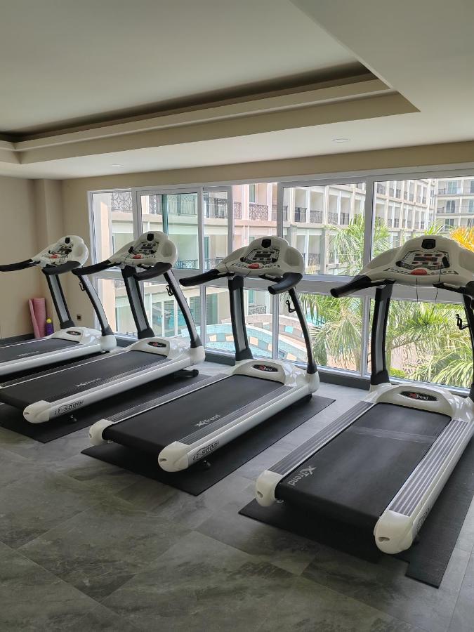 Romantic Beach Apartment芭堤雅水系高档酒店式公寓可做饭 Jomtien Beach Exterior foto